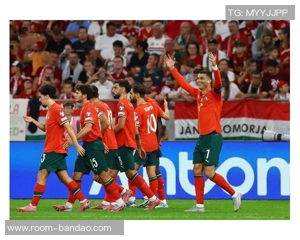 本赛季英超中场球权争夺战安德森领衔B费索博紧随其后 本赛季英超中场球权争夺战安德森领衔B费索博紧随其后