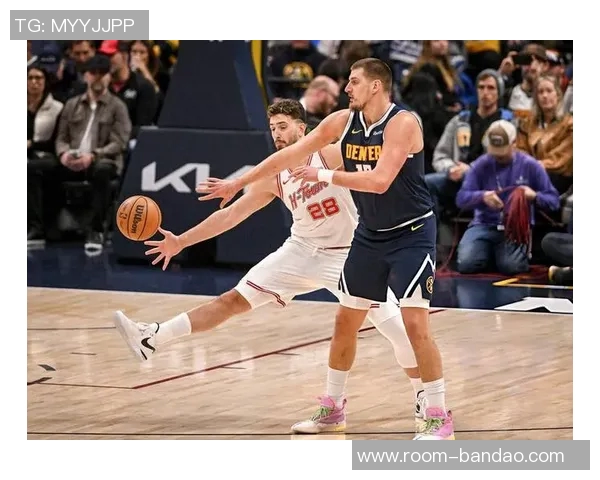 赛季场均20分6助攻的中锋们张伯伦约基奇申京的精彩表现分析 赛季场均20分6助攻的中锋们张伯伦约基奇申京的精彩表现分析