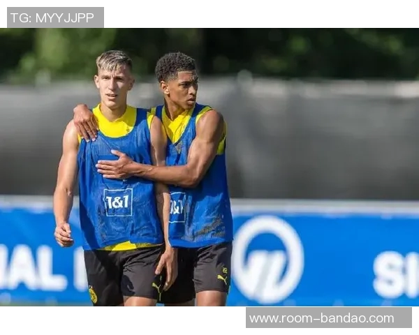 巴萨专注引援巴斯托尼放弃施洛特贝克与皇马竞争计划