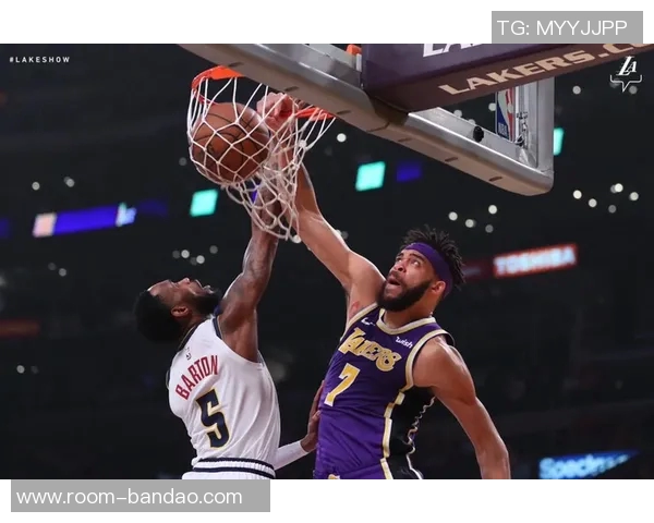 韦尔谈场均115分99板表现:出场时间增加节奏更佳经验更丰富 韦尔谈场均115分99板表现:出场时间增加节奏更佳经验更丰富